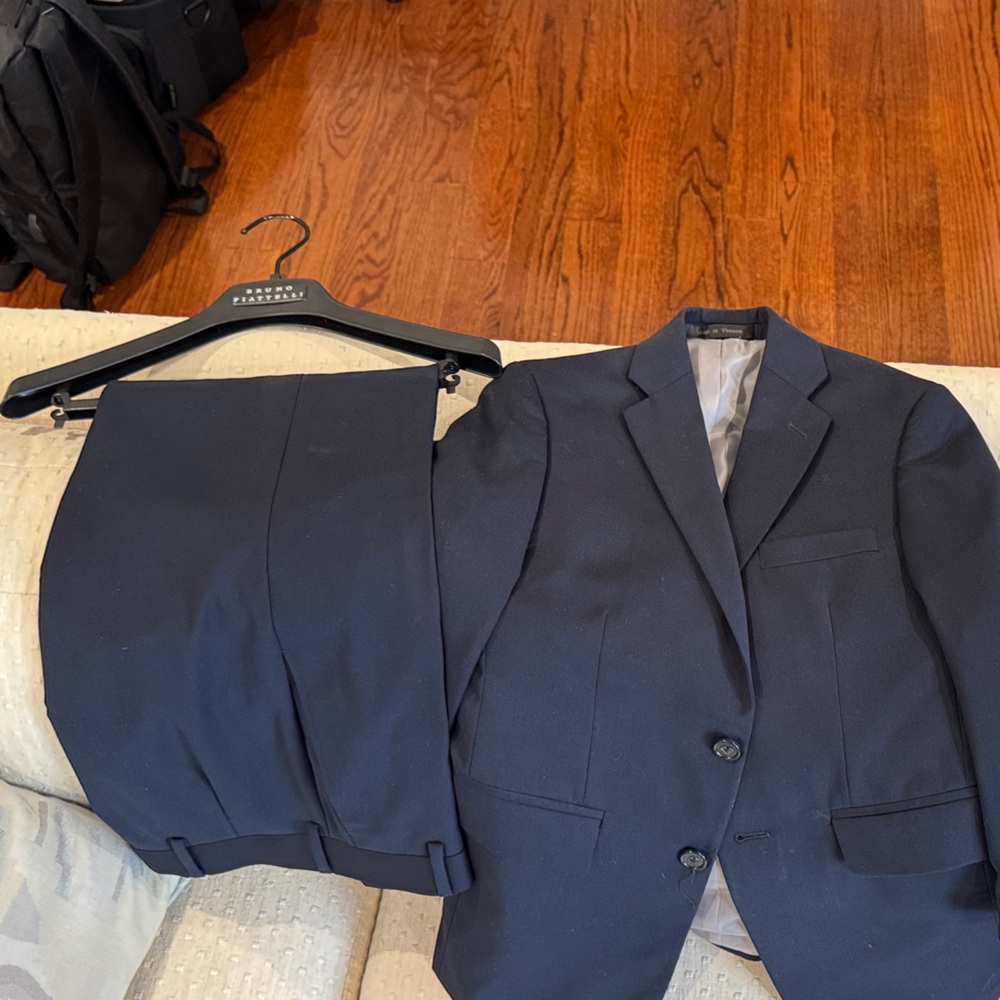 Children's Two-Piece Navy Matching Suit Set - Classic Jacket & Trousers